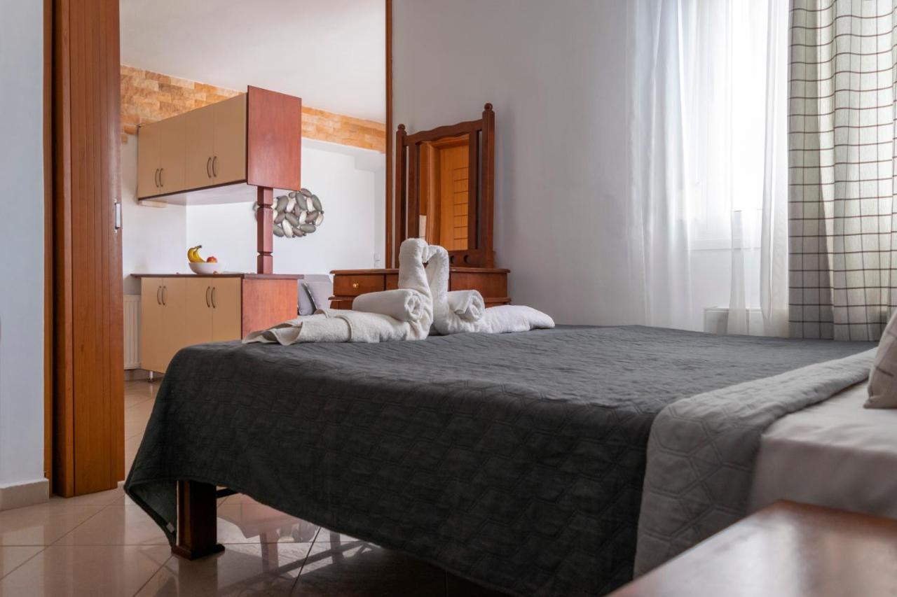 Kapahi Seaview Hotel Apartments بوتوس المظهر الخارجي الصورة