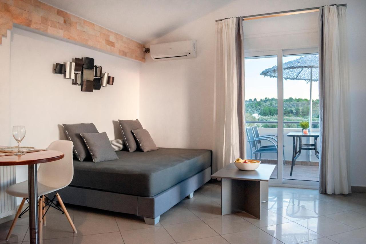 Kapahi Seaview Hotel Apartments بوتوس المظهر الخارجي الصورة