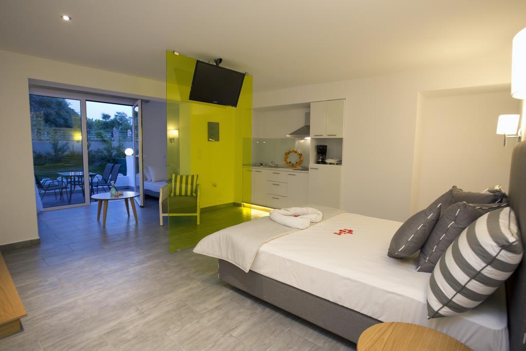 Kapahi Seaview Hotel Apartments بوتوس المظهر الخارجي الصورة