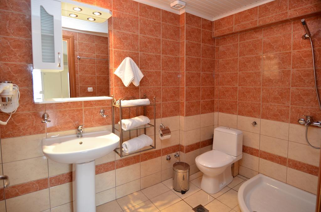 Kapahi Seaview Hotel Apartments بوتوس الغرفة الصورة