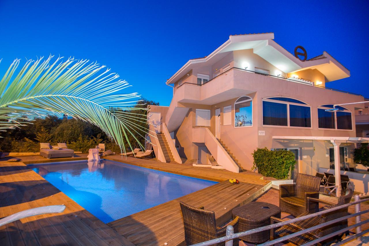 Kapahi Seaview Hotel Apartments بوتوس المظهر الخارجي الصورة
